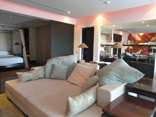 salon suite