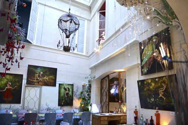 Fogasses hall contreplongée