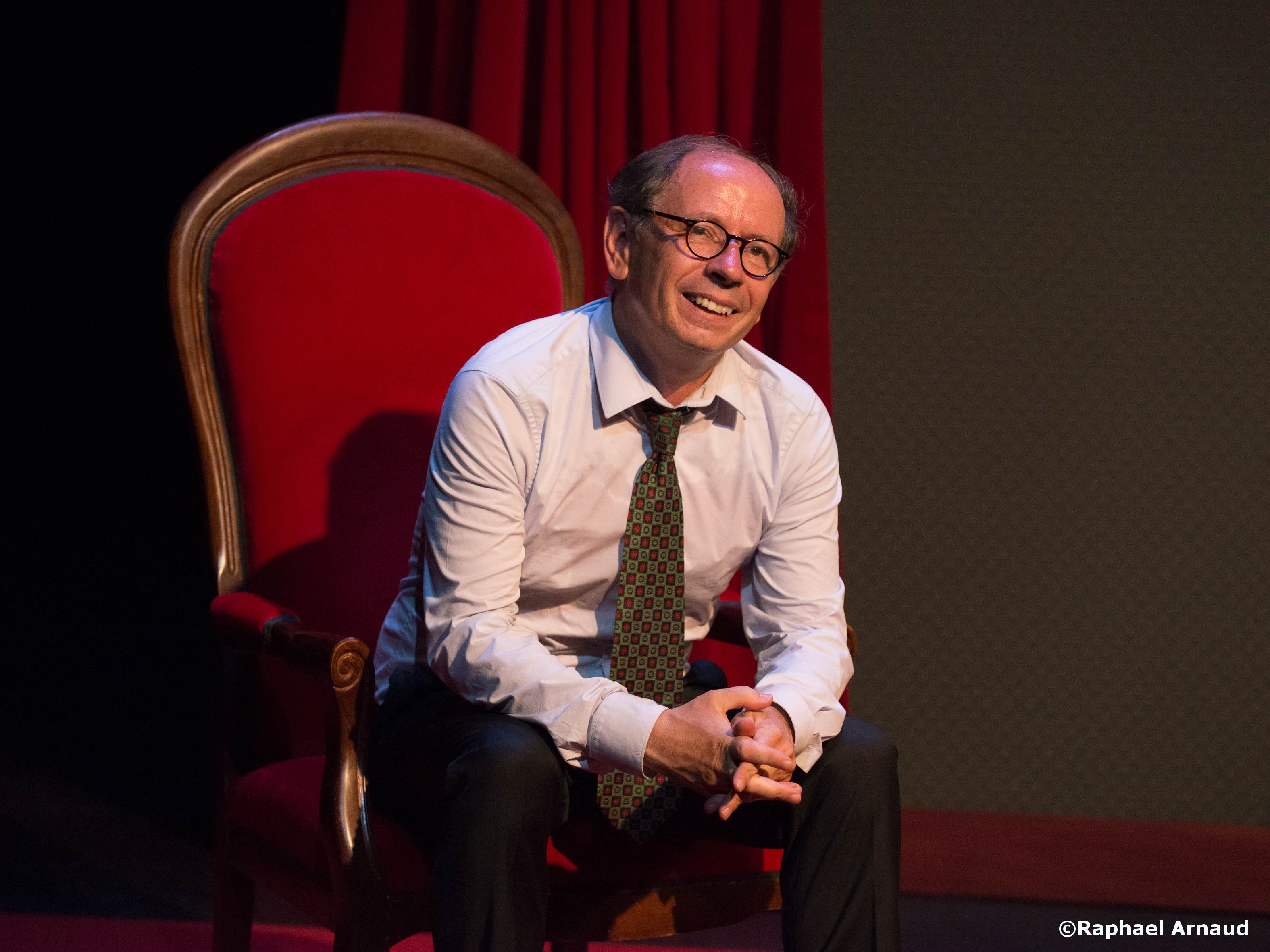 MOI ET FRANCOIS MITTERRAND Photo Fauteuil (libre de droit (c) Raphael Arnaud)