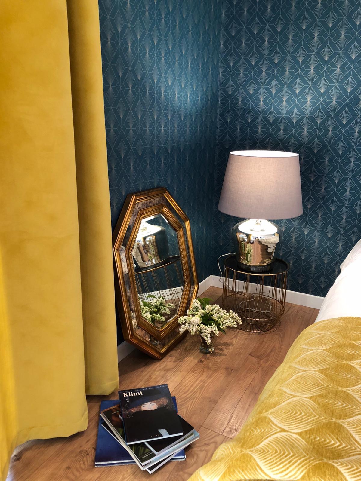 Détail : un ancien miroir.