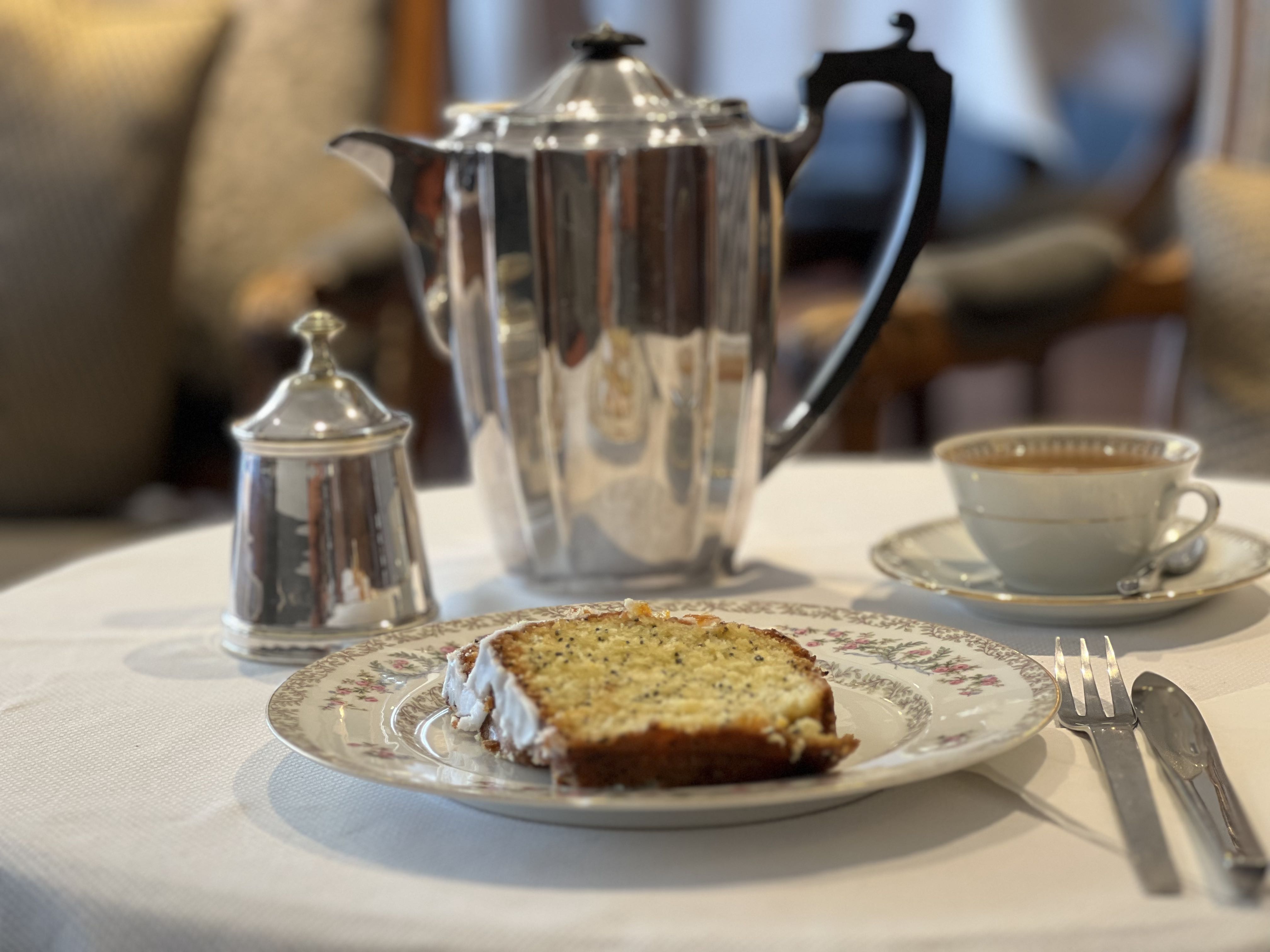 Tea time au B, la salon de thé du Beaufort. Credit photo Chemin Lisant.